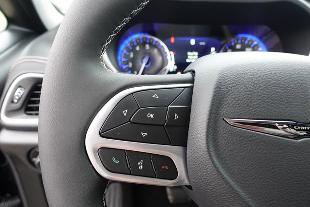 New 2026 Chrysler Pacifica Select image 17