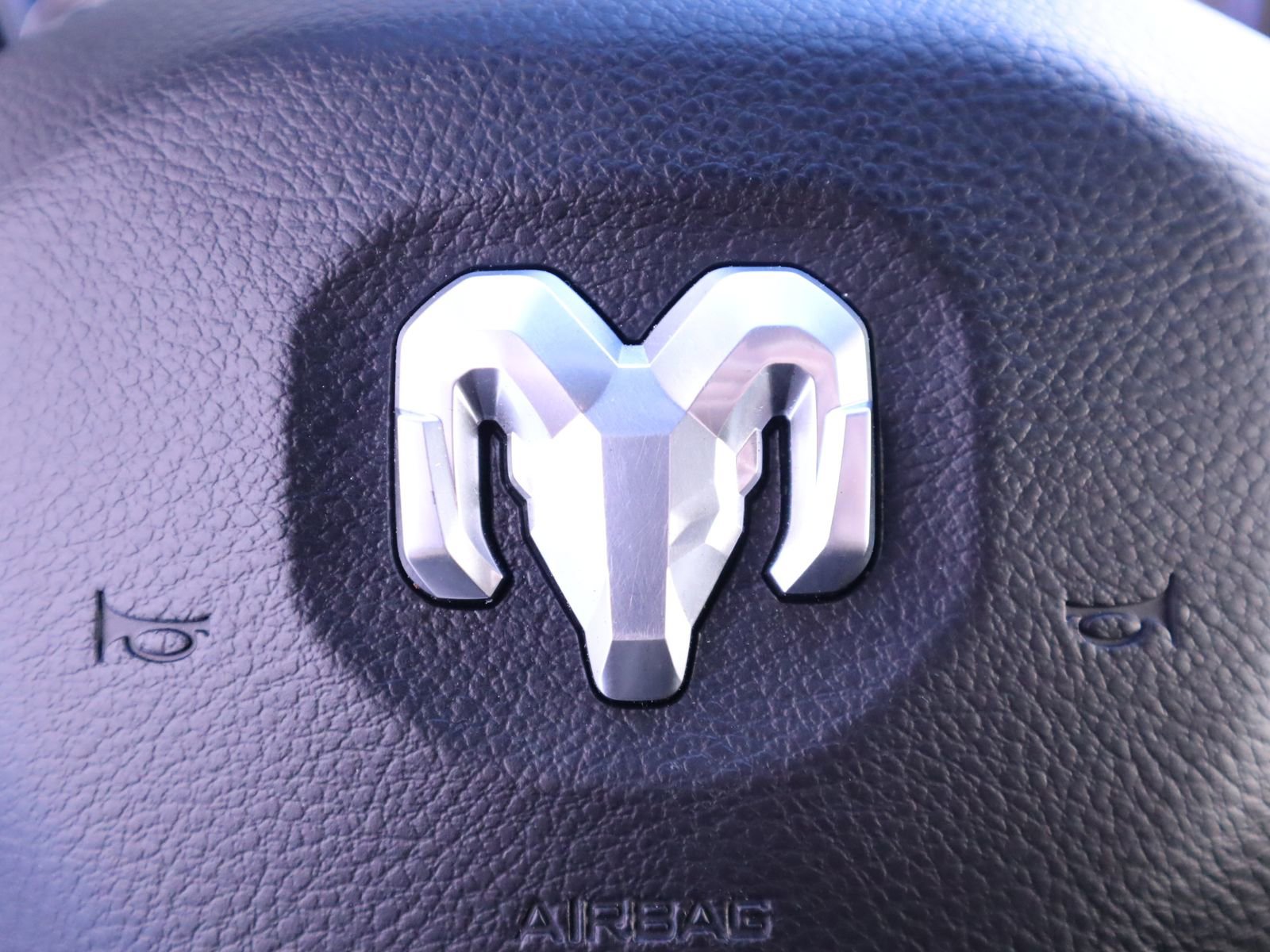 Used 2021 RAM 2500 Limited AWD/4WD image 37