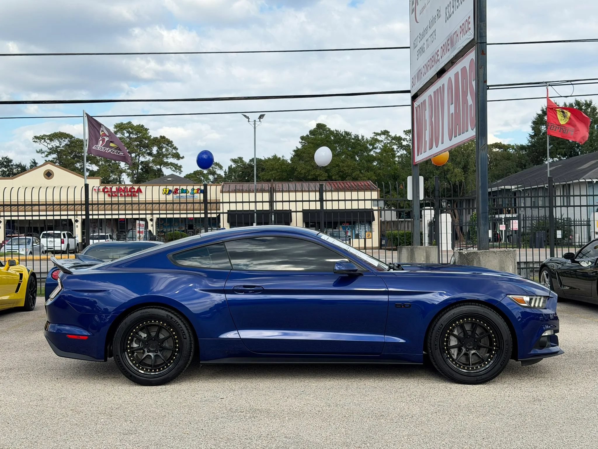 Used 2016 Ford Mustang GT Premium w/ Equipment Group 401A RWD image 9