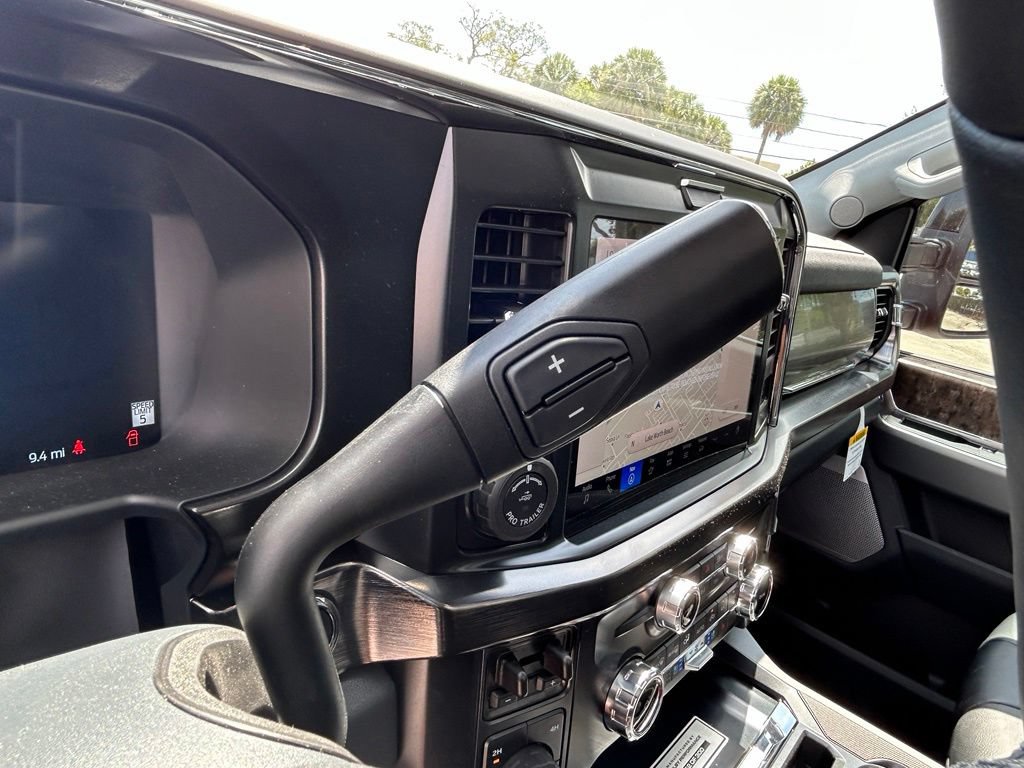 New 2026 Ford F250 Lariat w/ Black Appearance Package AWD/4WD image 14