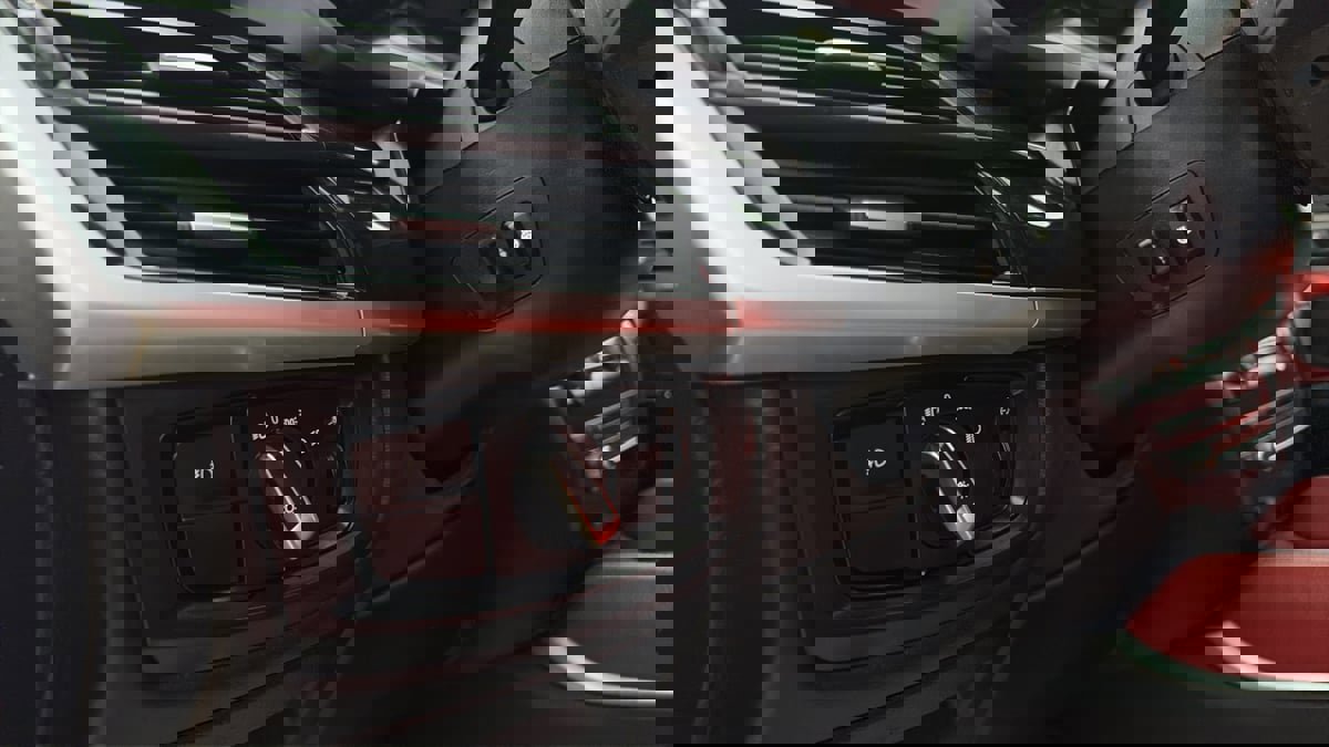 Used 2019 BMW X6 xDrive35i w/ M Sport Package image 16