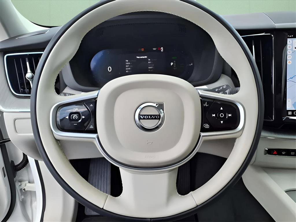 Used 2025 Volvo XC60 T8 Plus w/ Climate Package image 13