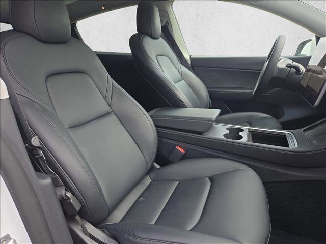 Used 2021 Tesla Model Y Long Range AWD/4WD image 19