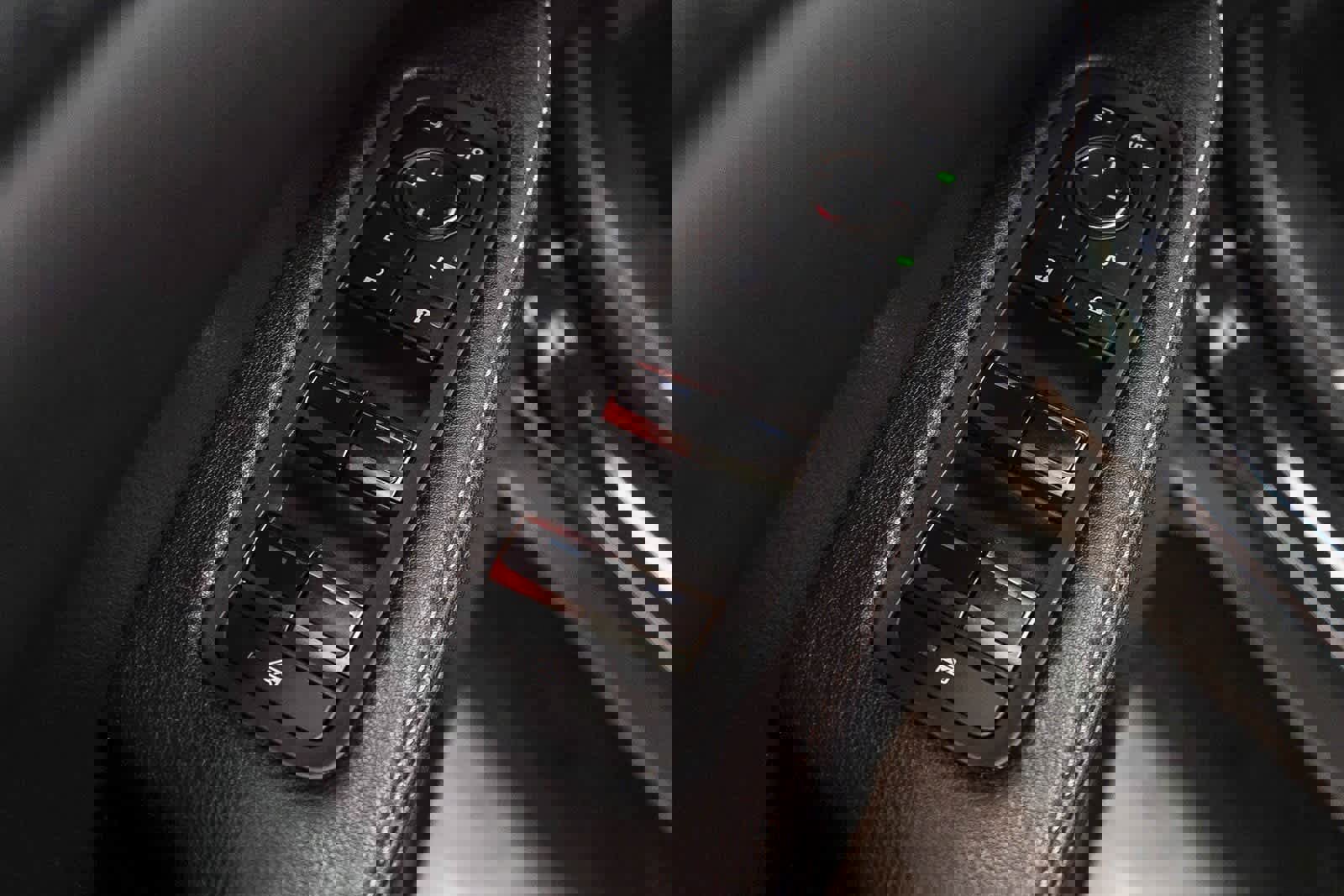 Used 2024 Lexus RX 450h Luxury image 21