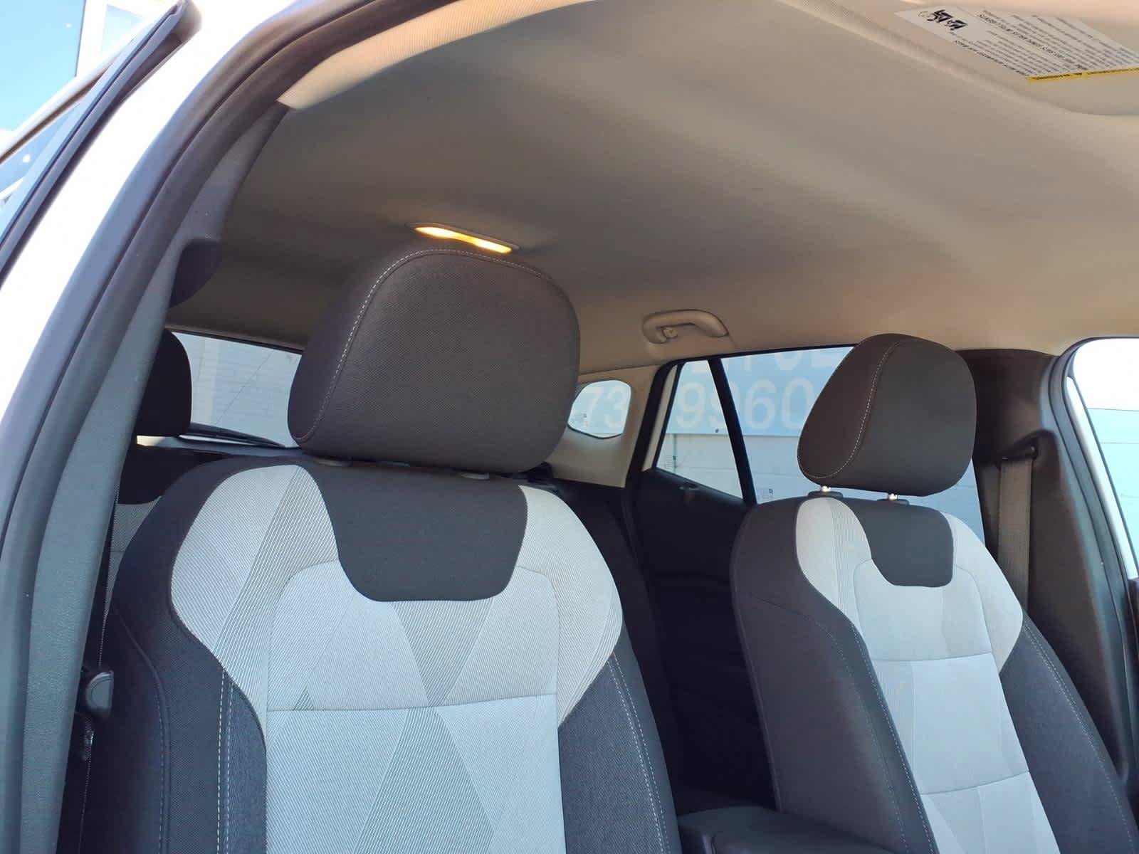 Used 2024 Chevrolet Trax LS FWD image 21