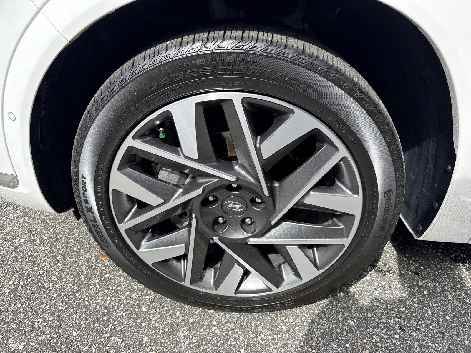 Used 2023 Hyundai Santa Fe Calligraphy image 10