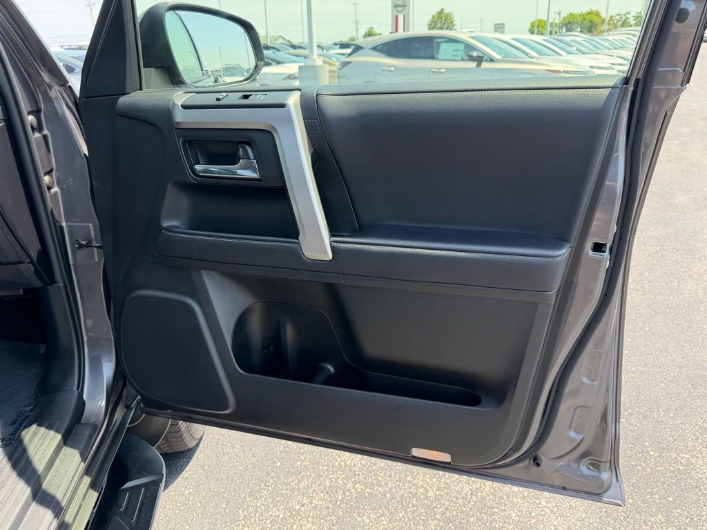 Used 2022 Toyota 4Runner SR5 RWD image 21