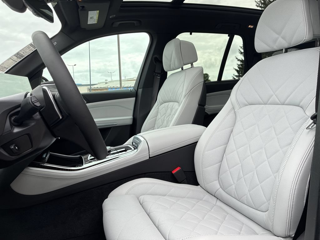 New 2026 BMW X5 xDrive40i AWD/4WD image 11