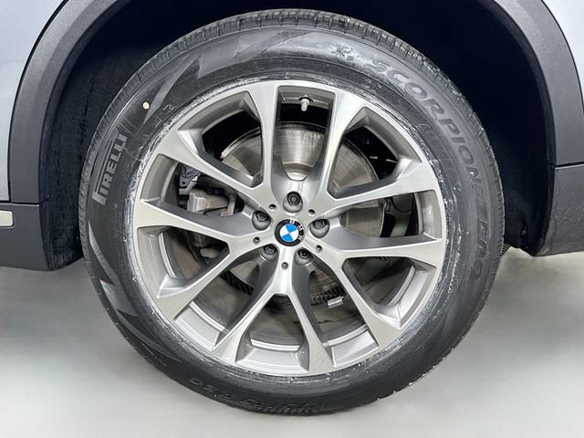 Certified 2024 BMW X5 xDrive40i w/ Premium Package image 32