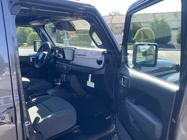 New 2025 Jeep Wrangler Sport S image 27