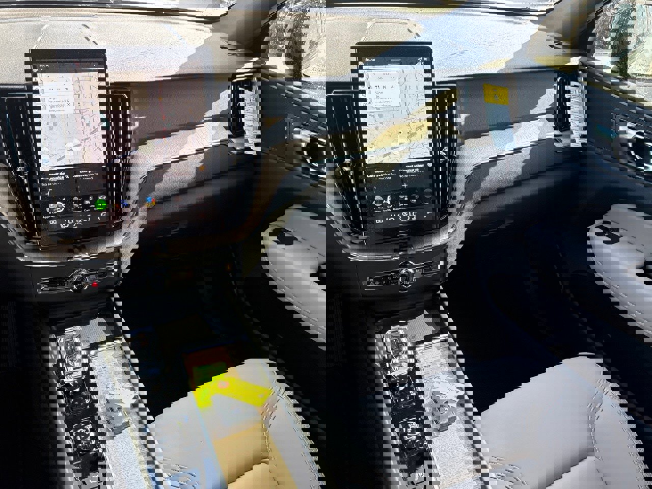 New 2026 Volvo XC60 B5 Plus w/ Protection Package Premier image 11