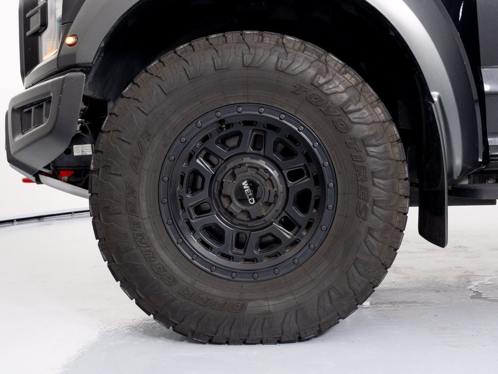 Used 2019 Ford F150 Raptor w/ Equipment Group 802A Luxury AWD/4WD image 9