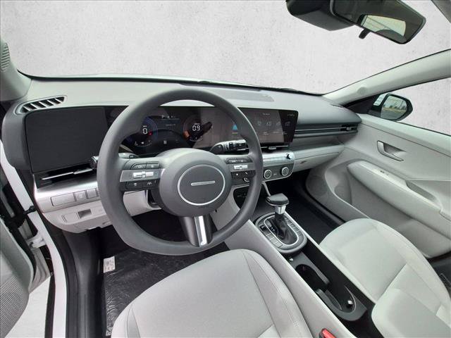 New 2027 Hyundai Kona SE FWD image 3