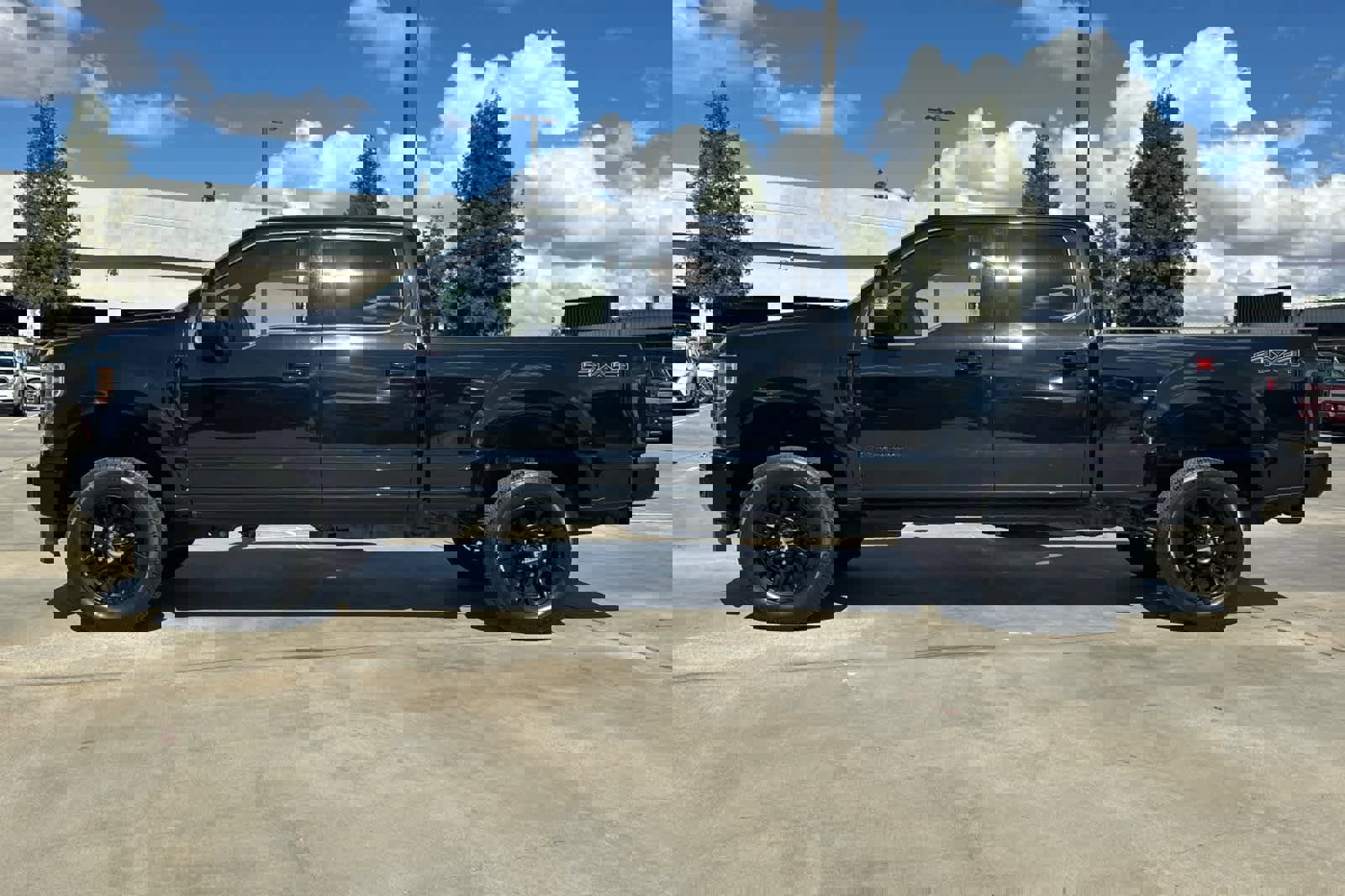 Used 2019 Ford F250 Lariat w/ Lariat Value Package image 6