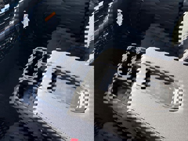 New 2026 GMC Sierra 1500 SLE w/ Preferred Package image 23