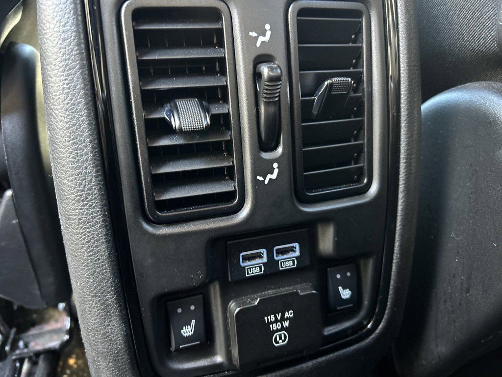 Used 2023 Dodge Durango R/T image 28