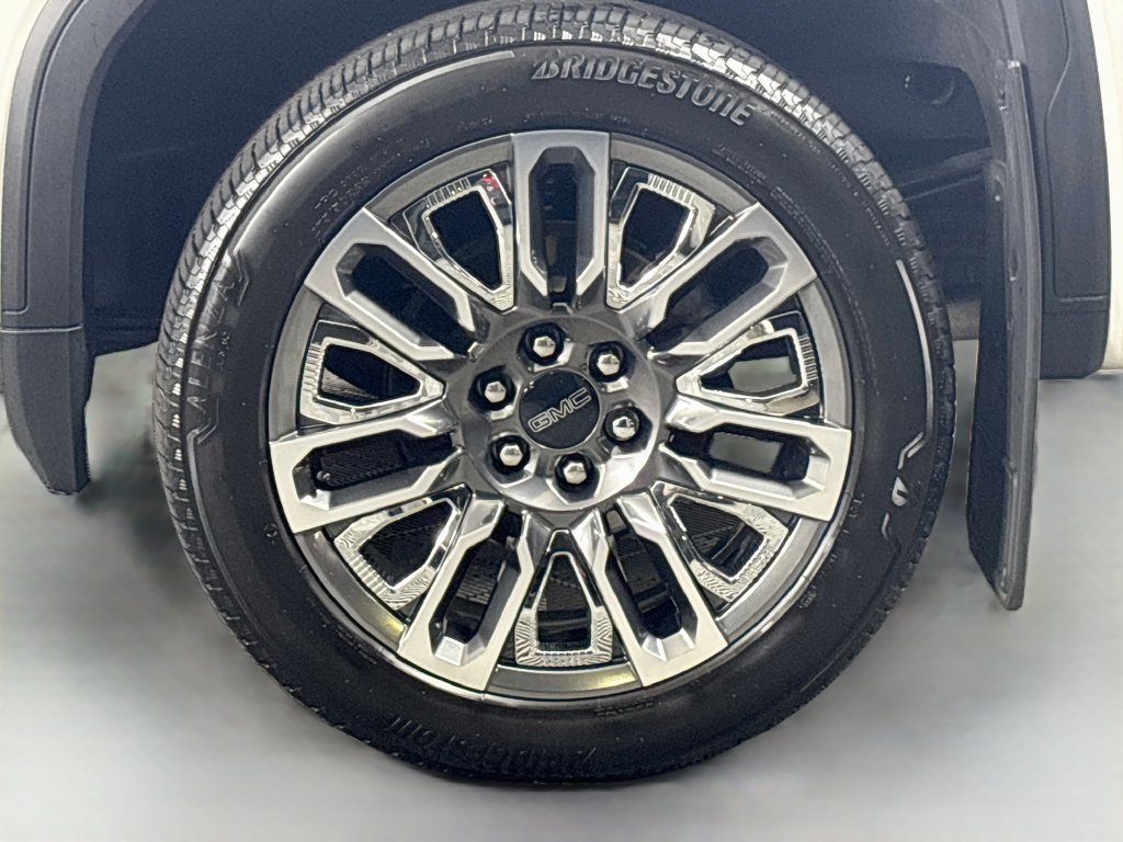 Certified 2024 GMC Sierra 1500 Denali Ultimate AWD/4WD image 36