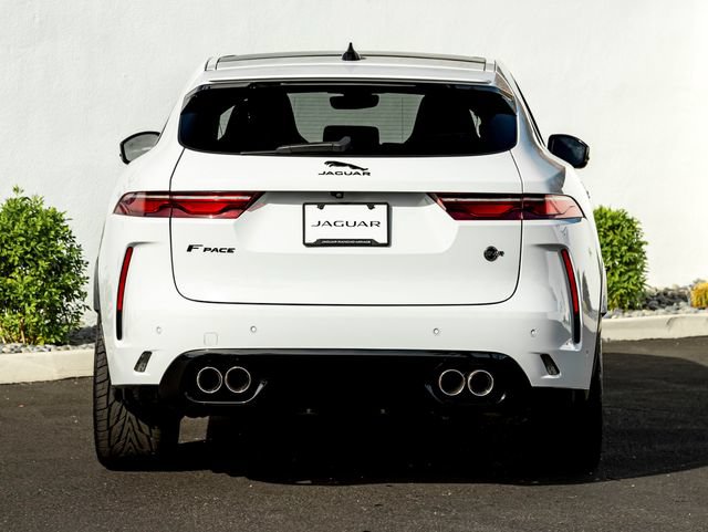 Used 2022 Jaguar F-PACE SVR AWD/4WD image 8