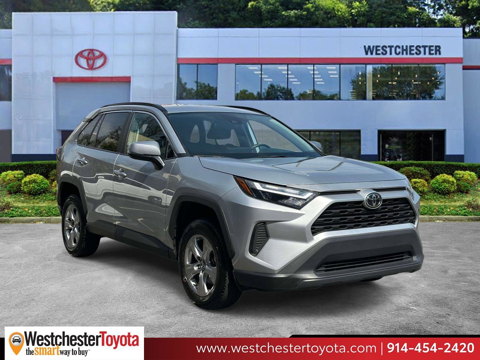 Certified 2025 Toyota RAV4 XLE AWD/4WD image 1