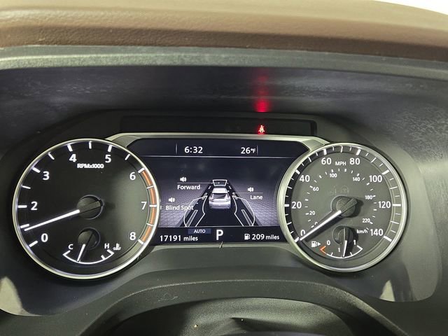 Used 2023 Nissan Rogue SL w/ SL Premium Package image 17