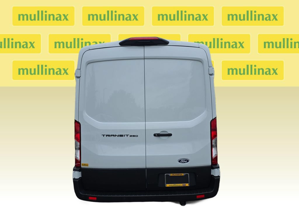 New 2026 Ford Transit 250 148 Medium Roof w/ Load Area Protection Package RWD image 4