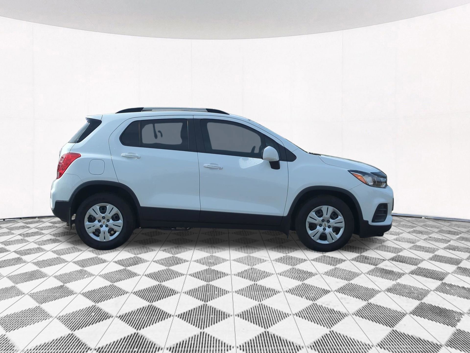 Used 2017 Chevrolet Trax LS image 4