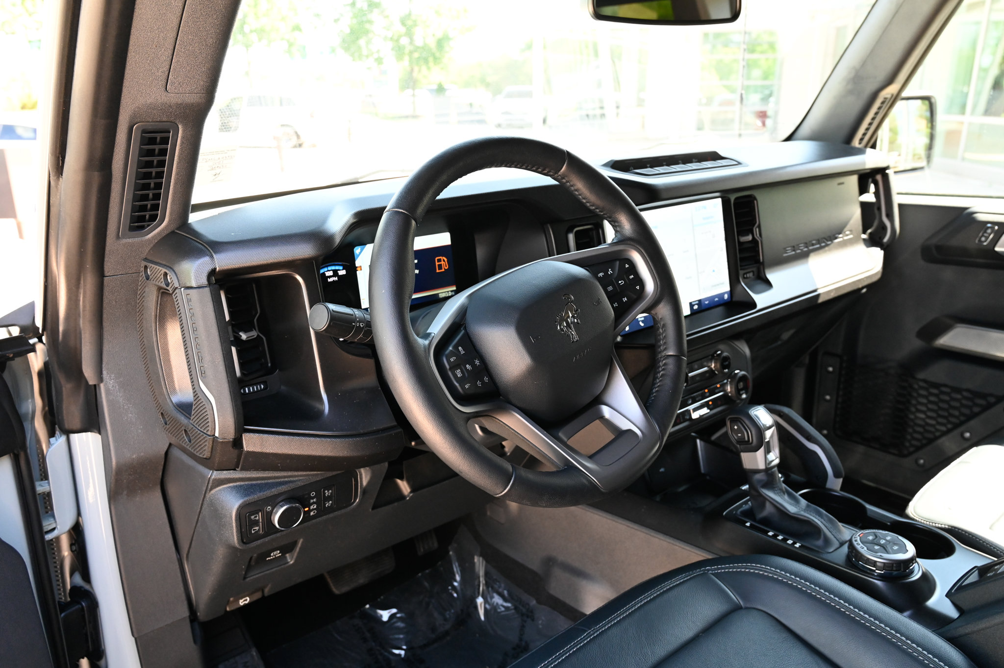 Used 2021 Ford Bronco First Edition AWD/4WD image 10