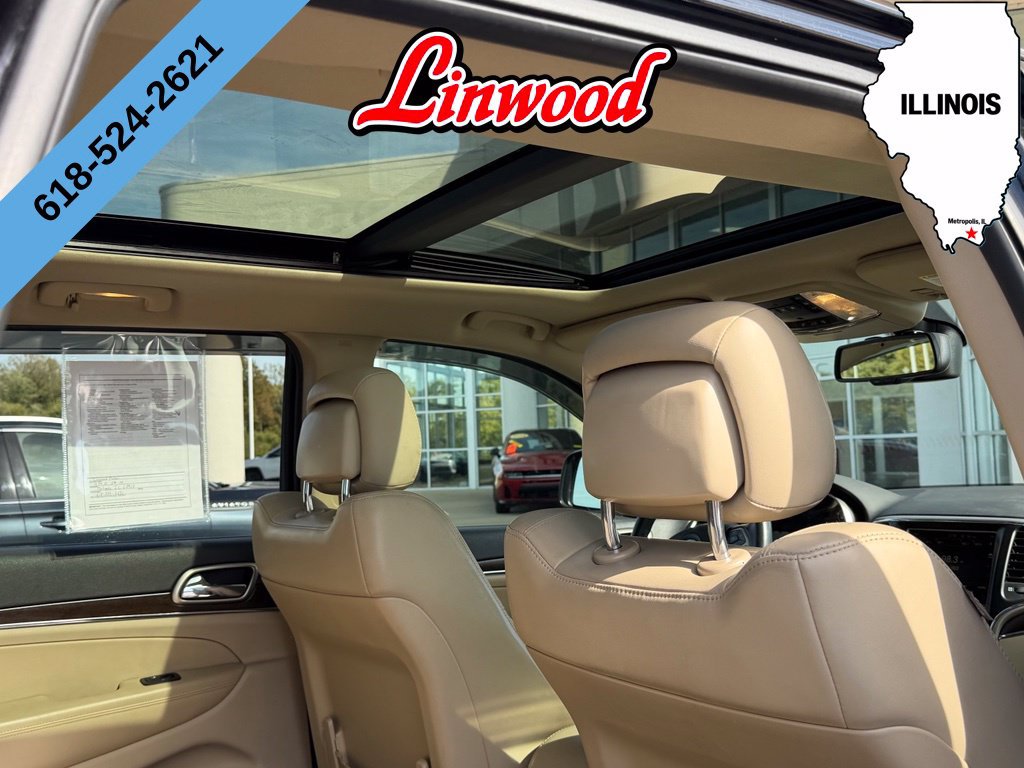 Used 2015 Jeep Grand Cherokee Limited w/ Luxury Group II RWD image 2