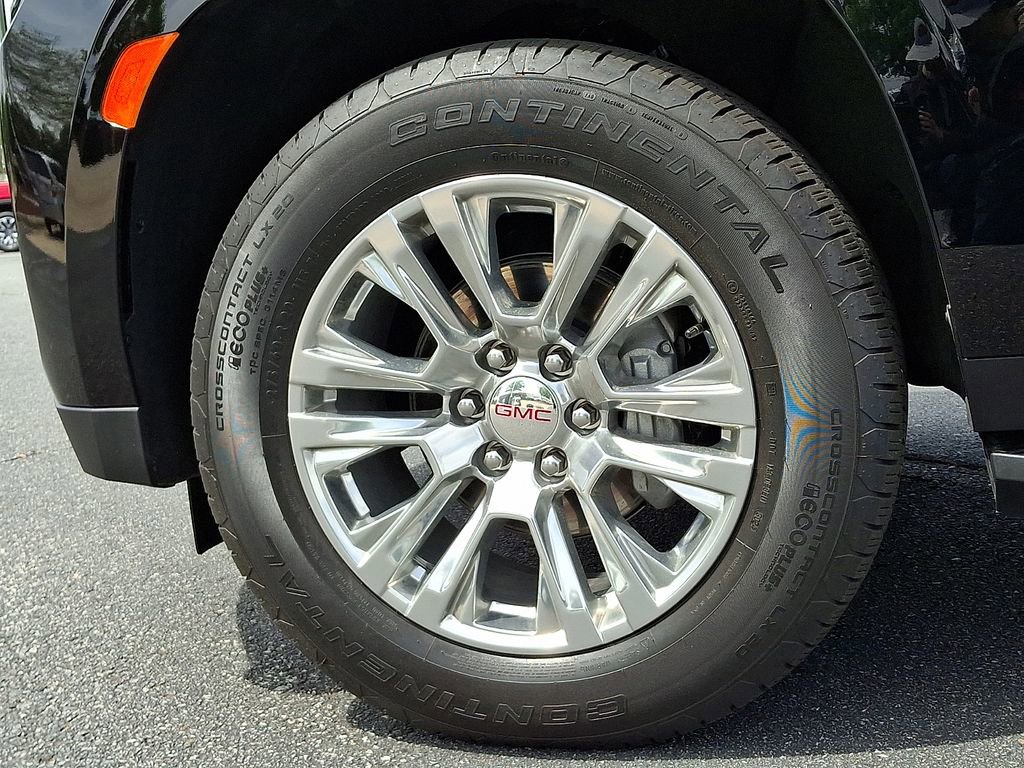 Used 2024 GMC Yukon XL Denali w/ LPO, Floor Liner Package image 8