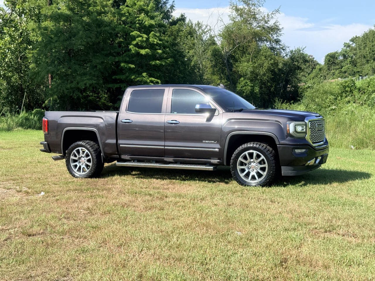Used 2016 GMC Sierra 1500 Denali w/ Enhanced Driver Alert Package RWD image 7