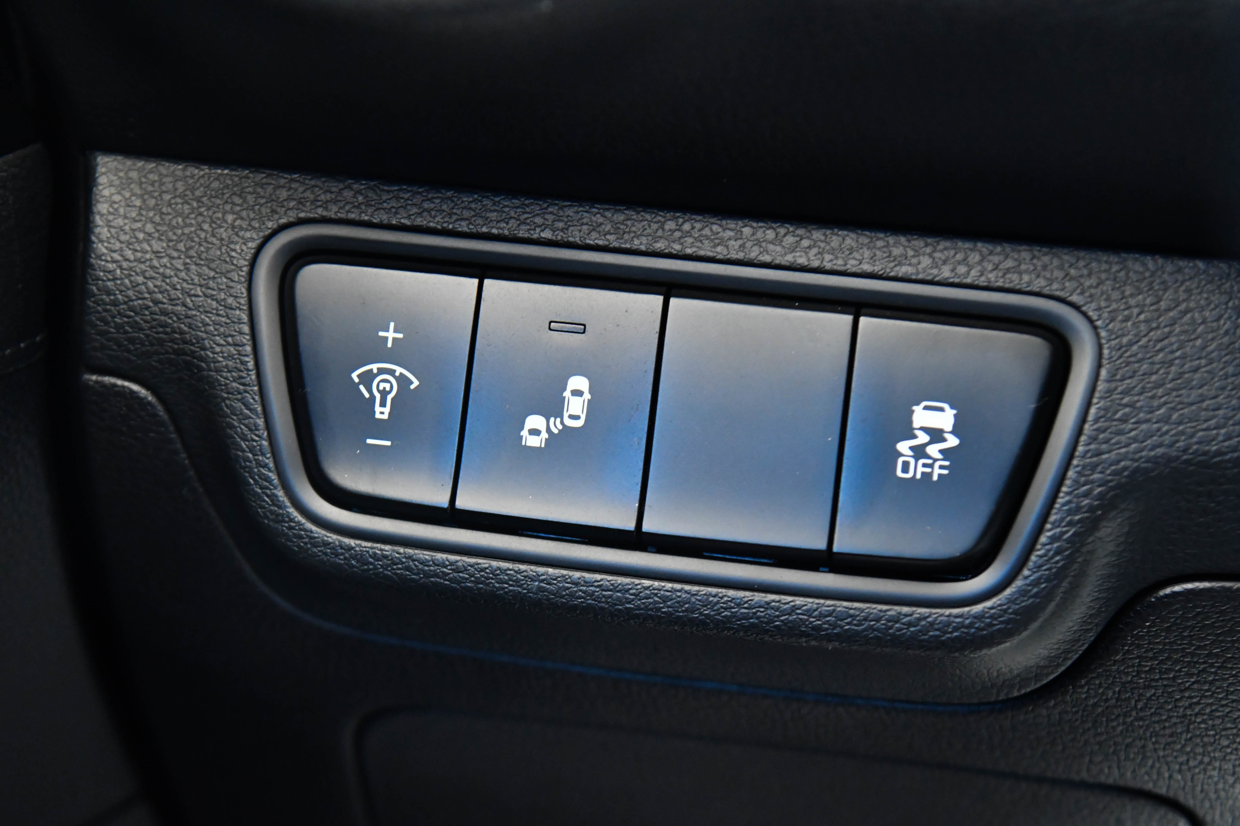 Used 2023 Kia Forte GT-Line image 34