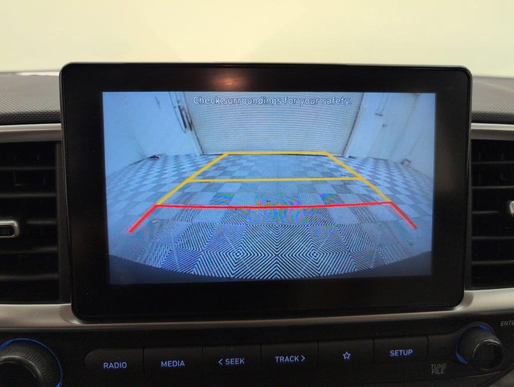 Used 2020 Hyundai Venue SEL FWD image 27