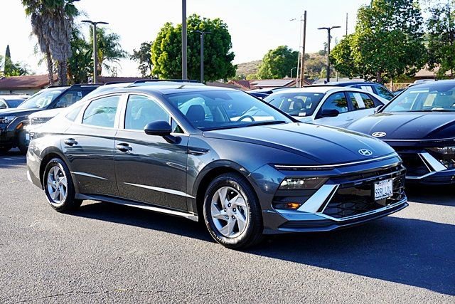 Certified 2025 Hyundai Sonata SE image 6