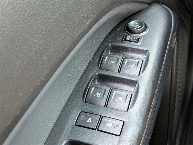 Used 2016 Chevrolet Colorado Z71 image 25