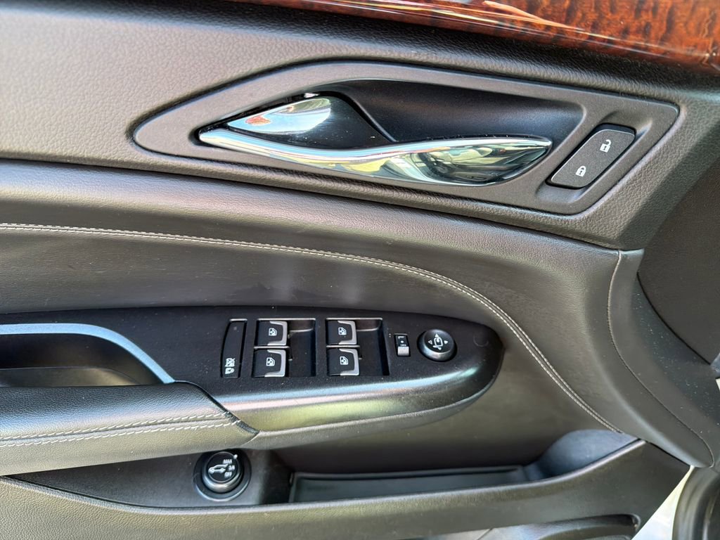 Used 2016 Cadillac SRX Performance FWD image 16