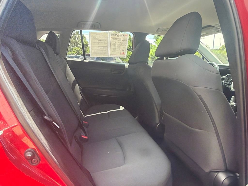 Used 2022 Toyota Corolla Cross LE FWD image 17