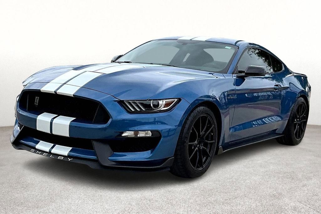 Used 2019 Ford Mustang Shelby GT350 w/ Technology Package image 40