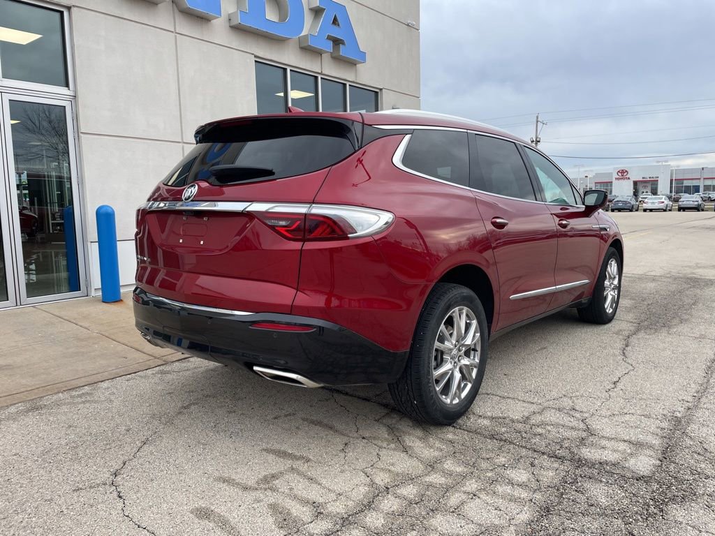 Used 2024 Buick Enclave Premium w/ Experience Buick Package image 5