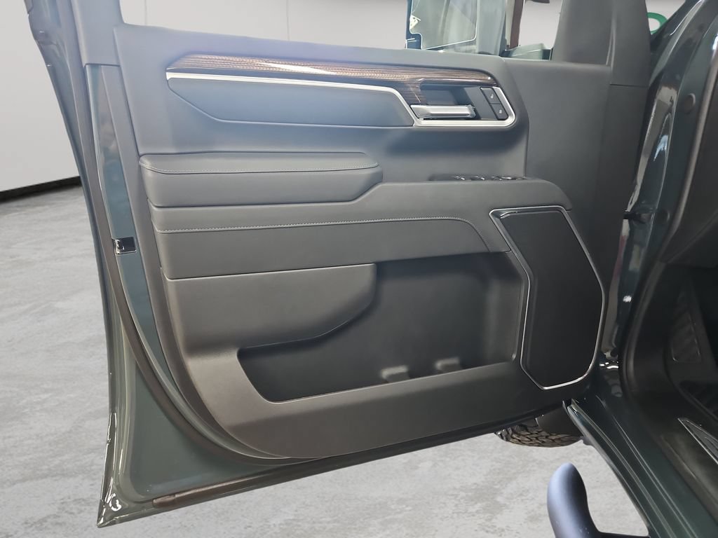 New 2026 Chevrolet Silverado 3500 LT w/ Trail Boss Package AWD/4WD image 38