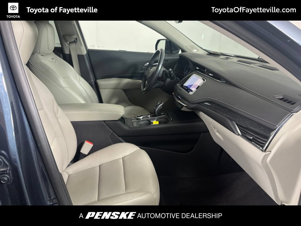 Used 2019 Cadillac XT4 Premium Luxury w/ Driver Awareness Package FWD image 9