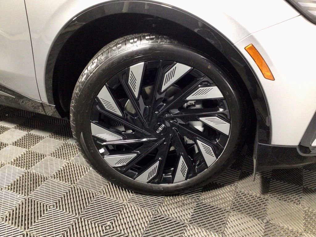 New 2026 Lincoln Nautilus Reserve w/ Jet Appearance Package image 39