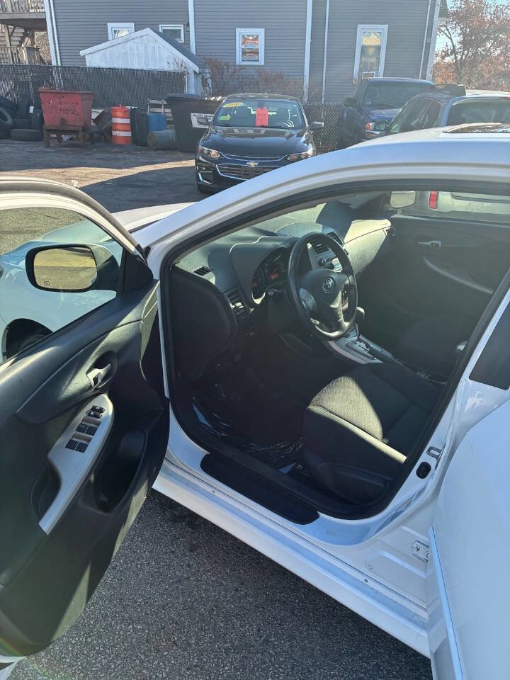 Used 2010 Toyota Corolla S image 12