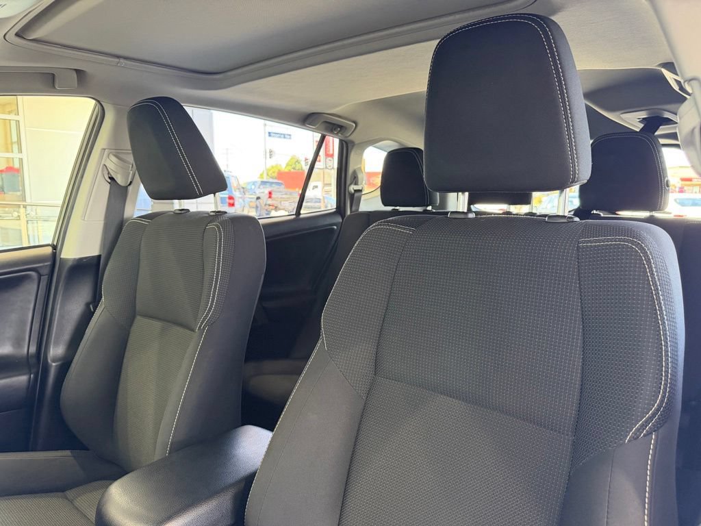 Certified 2018 Toyota RAV4 XLE w/ Convenience Package AWD/4WD image 21