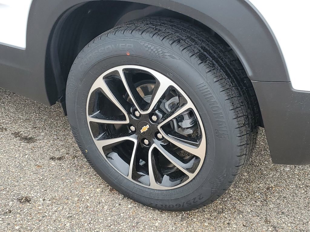 Used 2024 Chevrolet TrailBlazer LT w/ Convenience Package FWD image 36