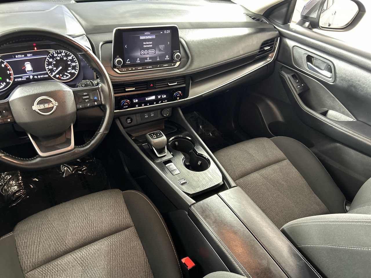 Used 2025 Nissan Rogue SV FWD image 23