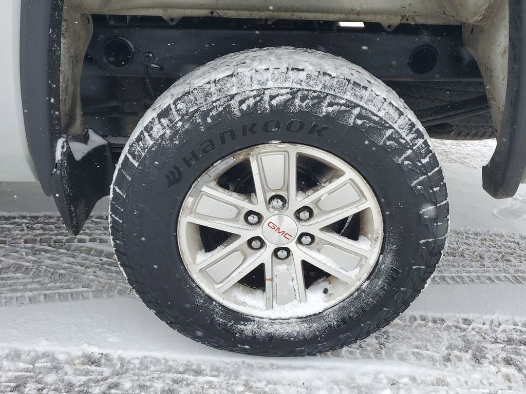 Used 2015 GMC Sierra 1500 SLE image 5