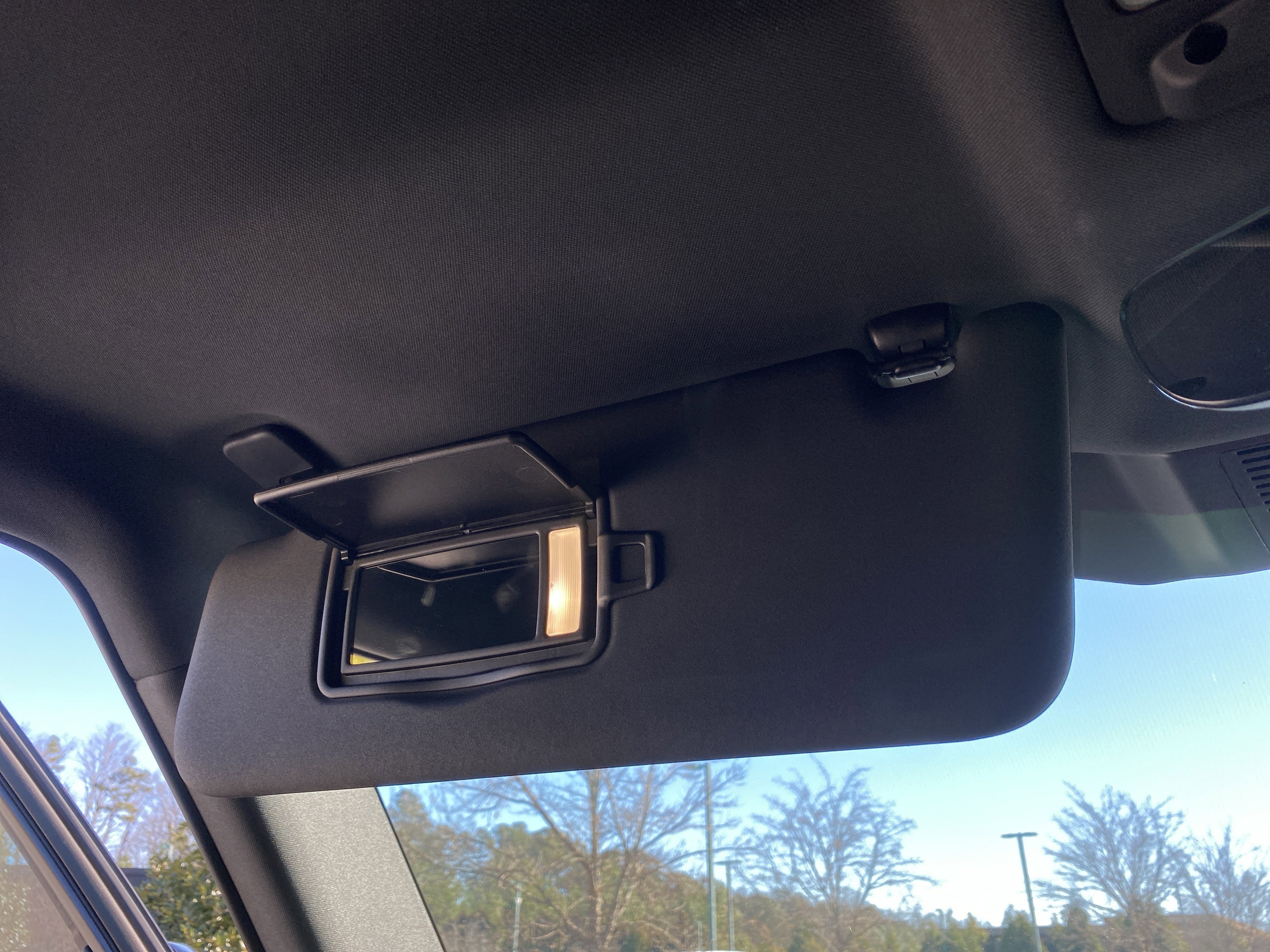 Used 2023 Land Rover Defender 130 X-Dynamic SE image 47