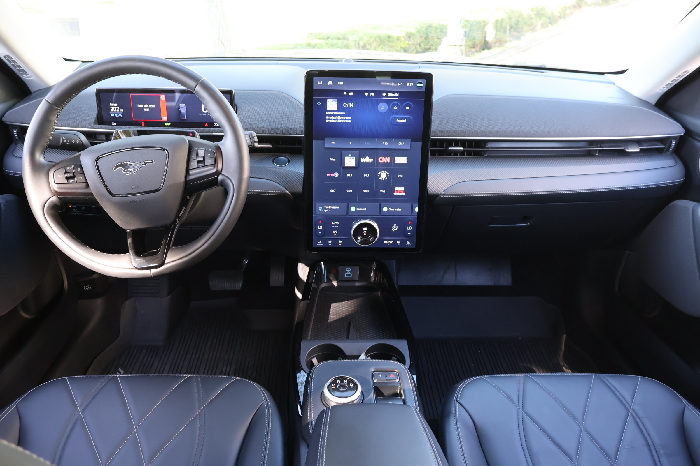 Used 2024 Ford Mustang Mach-E Select w/ Comfort Package Lite RWD image 16
