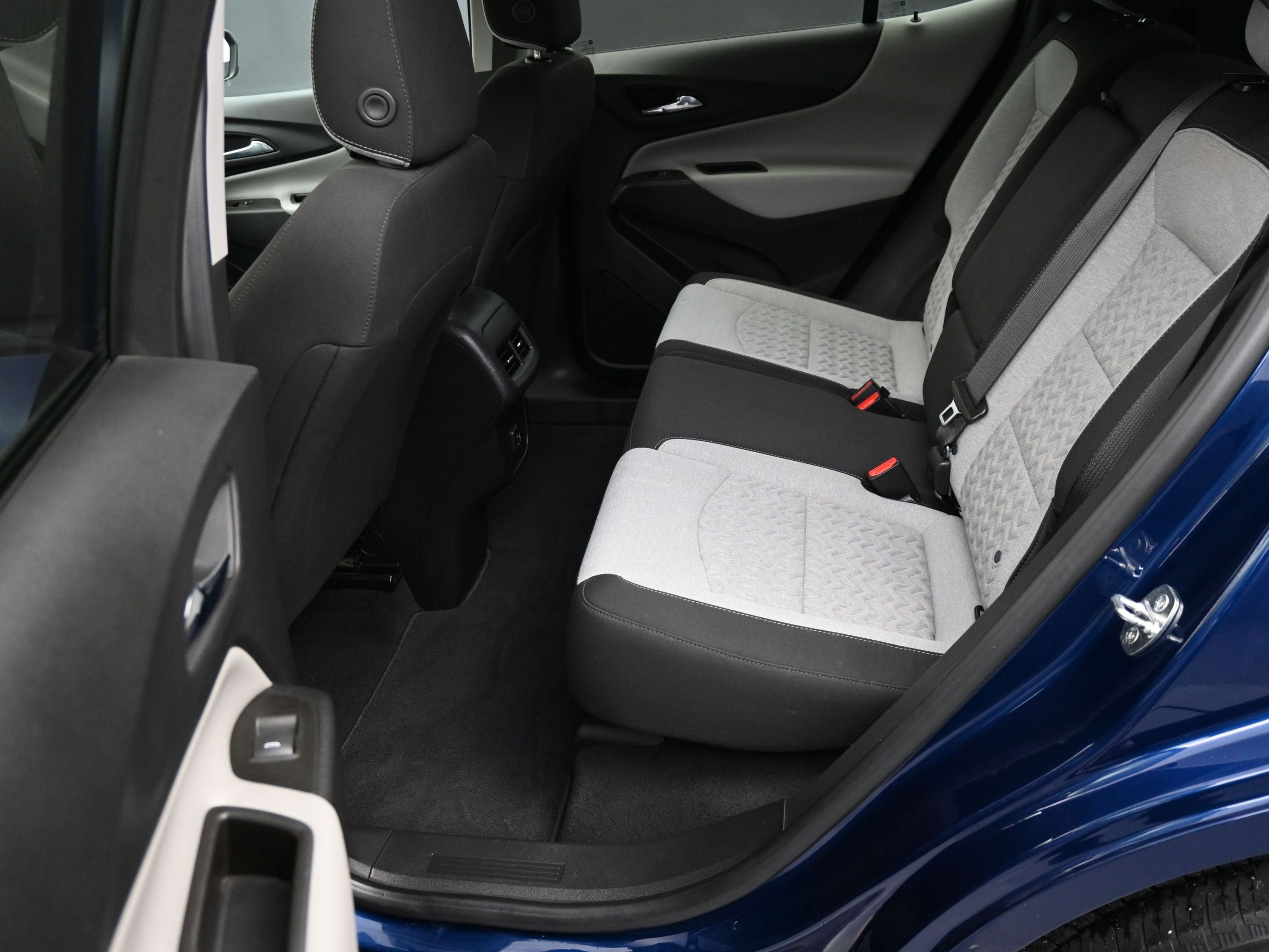 Certified 2022 Chevrolet Equinox LS w/ LS Convenience Package AWD/4WD image 25