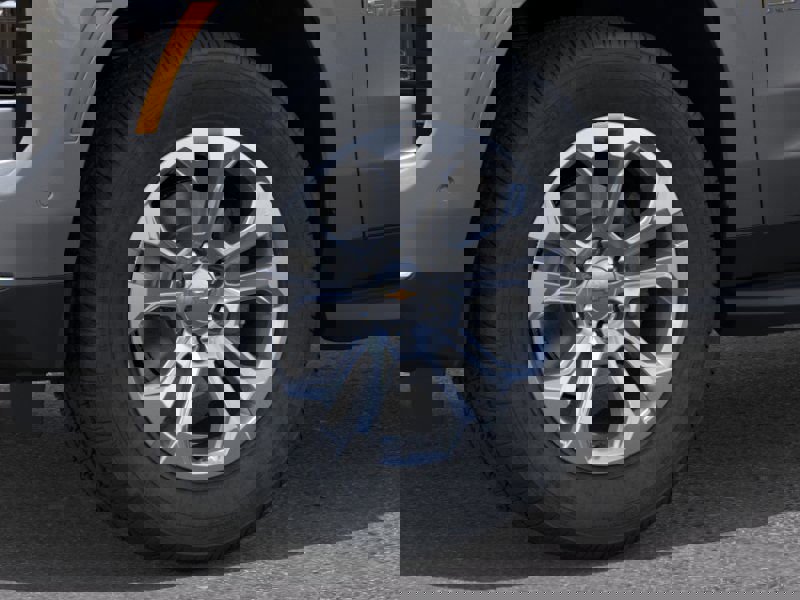 New 2026 Chevrolet Suburban LT image 9